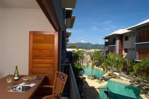 Southern Cross Atrium Apartments - Tourism Canberra 1