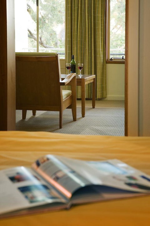 University House - ANU - Tourism Canberra 12