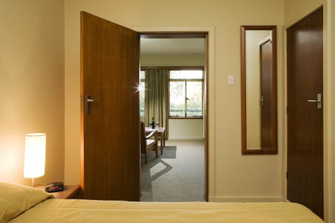 University House - ANU - Tourism Canberra 19
