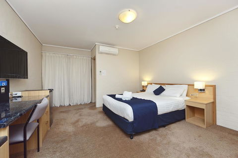 Ibis Styles Canberra - Tourism Canberra 18
