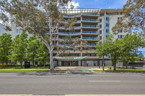 Pacific Suites Canberra - Tourism Canberra 4