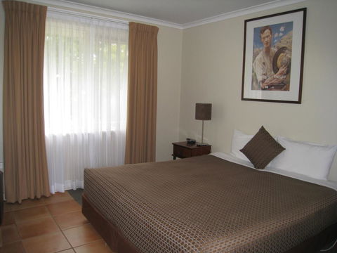 Forrest Hotel & Apartments - Tourism Canberra 36