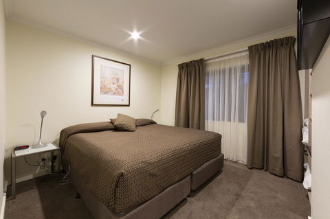 Forrest Hotel & Apartments - Tourism Canberra 20
