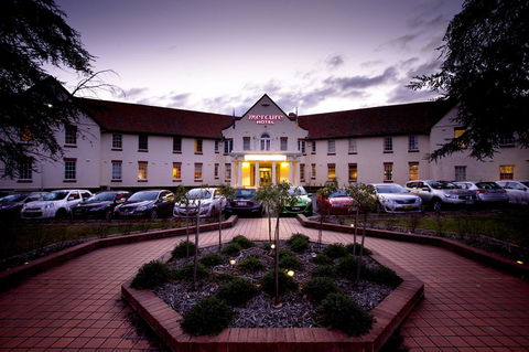Mercure Canberra - Tourism Canberra 23