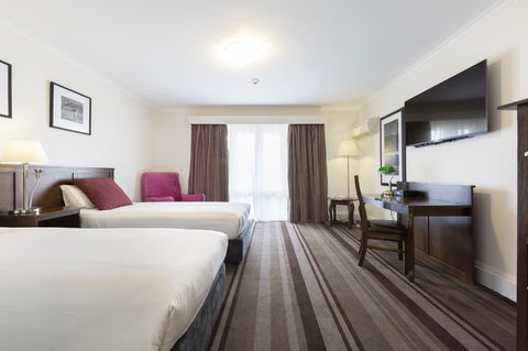 Mercure Canberra - Tourism Canberra 10