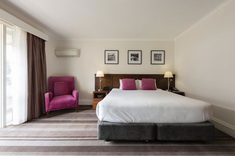 Mercure Canberra - Tourism Canberra 14