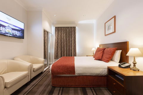 Mercure Canberra - Tourism Canberra 21