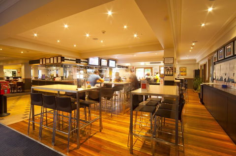 Mercure Canberra - Tourism Canberra 34