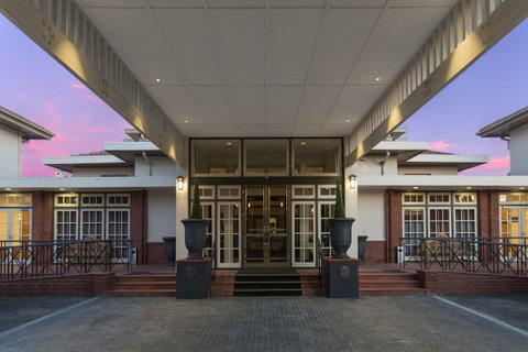 Hotel Kurrajong Canberra - Tourism Canberra 22