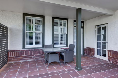 Hotel Kurrajong Canberra - Tourism Canberra 8