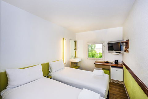 Ibis Budget Canberra - Tourism Canberra 1