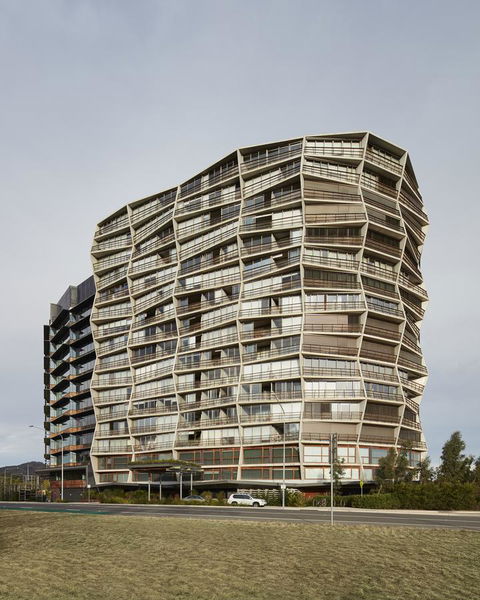 Ovolo Nishi - Tourism Canberra 0