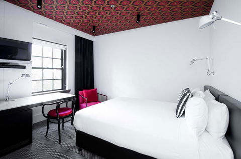 Peppers Gallery Hotel - Tourism Canberra 14