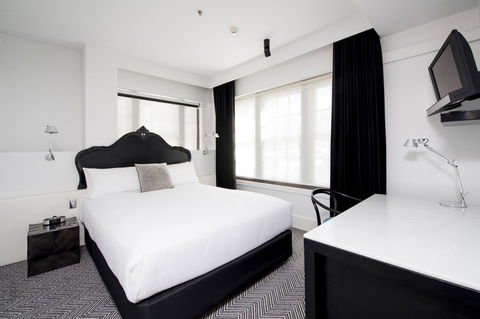 Peppers Gallery Hotel - Tourism Canberra 26
