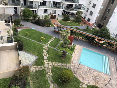 Staying Places - The Avenue - Tourism Canberra 2