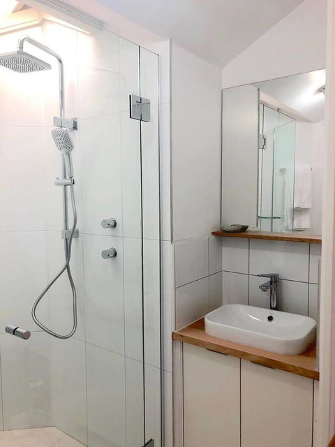 The Loft - Beautiful Central Barossa Apartment - Tourism Canberra 12