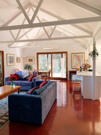 Book Blewitts Springs Accommodation Vacations Tourism Canberra Tourism Canberra