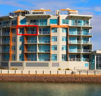 Wallaroo Marina Luxury Apartment - Tourism Canberra
