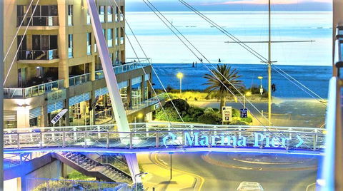 Hi 5 Glenelg Studio Apartment - Tourism Canberra 29