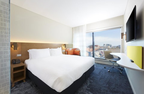 Holiday Inn Express Adelaide City Centre, An IHG Hotel - Tourism Canberra 0