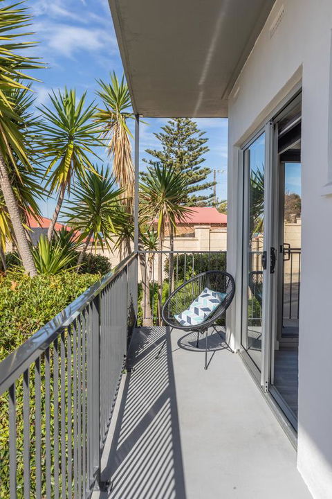 Bay 10 - Suites And Apartments - Tourism Canberra 4