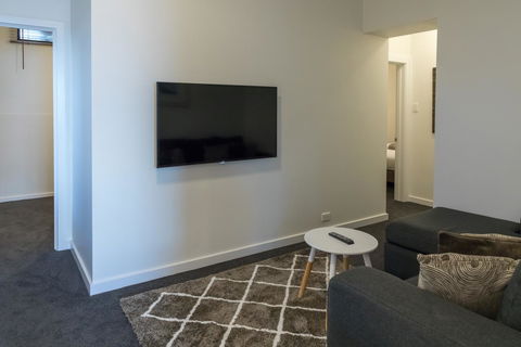 Bay 10 - Suites And Apartments - Tourism Canberra 9