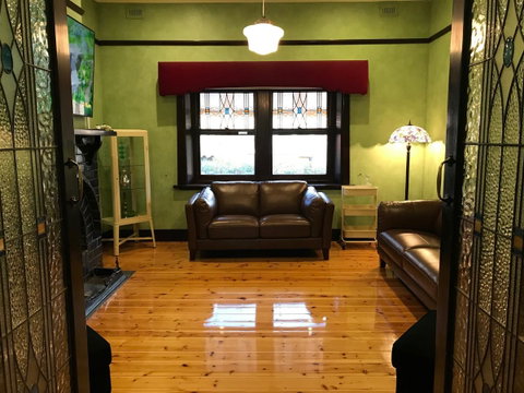 Ambrosia Holiday Home - Tourism Canberra 1