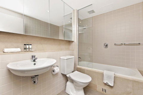 Glenelg Beach Studio - Tourism Canberra 14