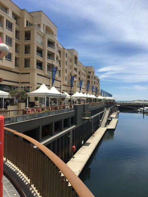Glenelg Beach Studio - Tourism Canberra 3