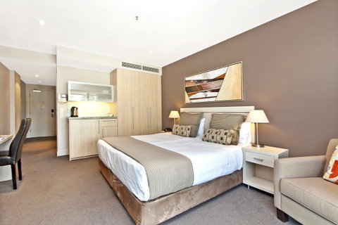 Glenelg Beach Studio - Tourism Canberra 10
