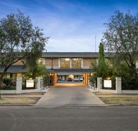 Garden City Motor Inn - Tourism Canberra
