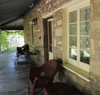 Hillside Cottage - Tourism Canberra