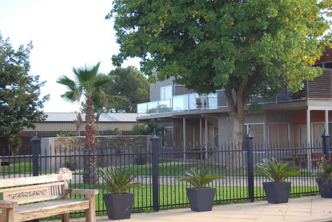 Barossa Valley Apartments - Tourism Canberra 1