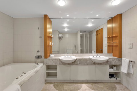 Stamford Plaza Adelaide - Tourism Canberra 20