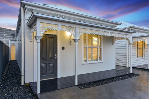 Aloha Central Luxury Apartments - Tourism Canberra 2