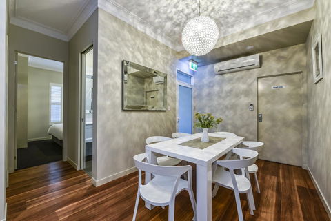 Aloha Central Luxury Apartments - Tourism Canberra 17