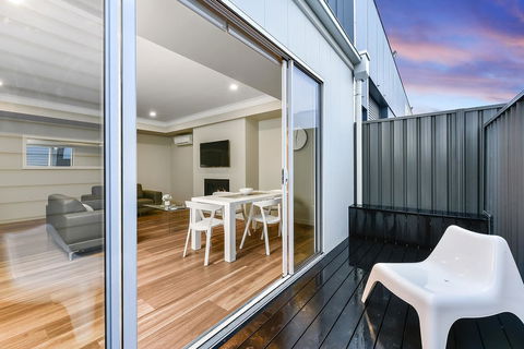 Aloha Central Luxury Apartments - Tourism Canberra 25