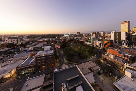 IStay Precinct Adelaide - Tourism Canberra 7