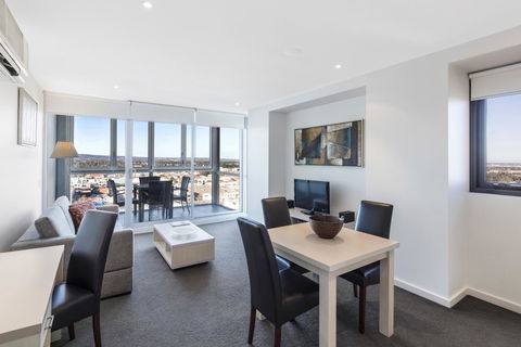 IStay Precinct Adelaide - Tourism Canberra 11