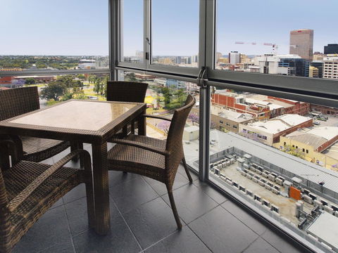 IStay Precinct Adelaide - Tourism Canberra 22