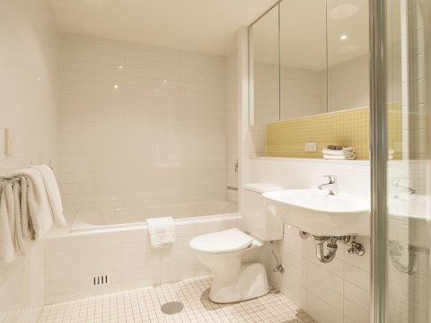 Oaks Glenelg Liberty Suites - Tourism Canberra 26