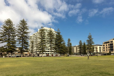 Oaks Glenelg Liberty Suites - Tourism Canberra 10