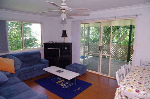 Bellhaven 1, 17 Willow Street - Tourism Canberra 1