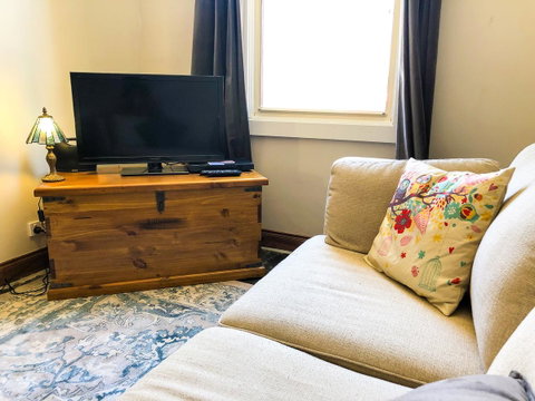 Inglenook Cottage - Tourism Canberra 17