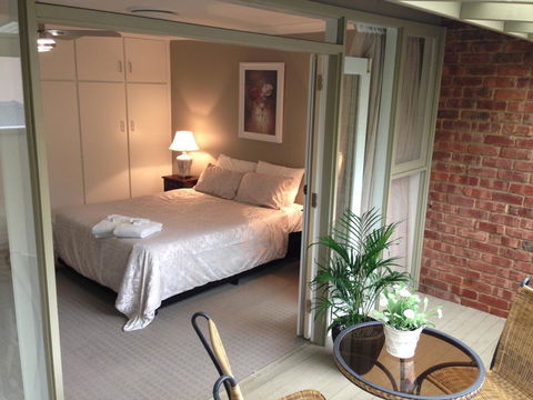 Superb Townhouse In North Adelaide - Tourism Canberra 14