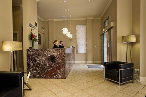 Majestic Old Lion Apartments - Tourism Canberra 16