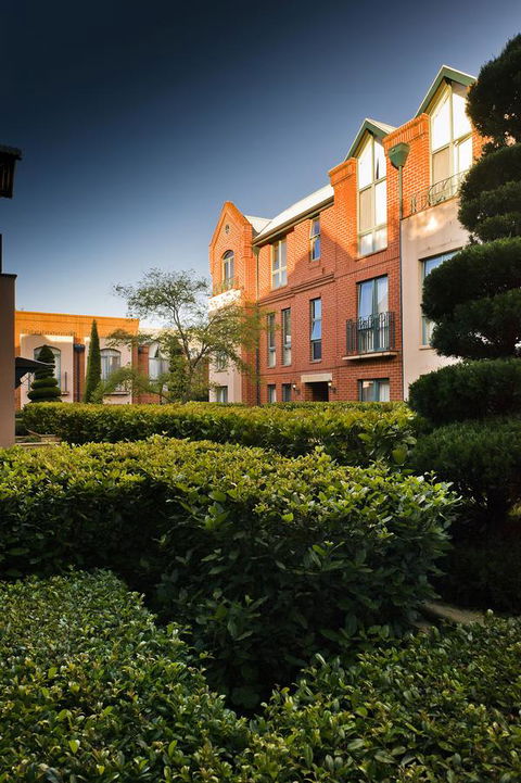 Majestic Old Lion Apartments - Tourism Canberra 17