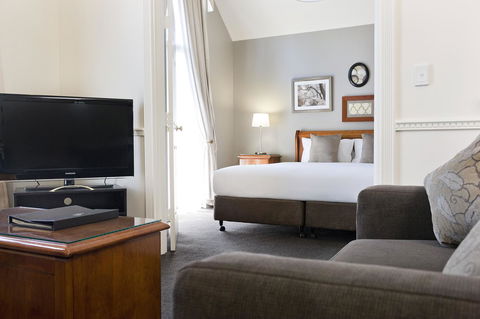 Majestic Old Lion Apartments - Tourism Canberra 12
