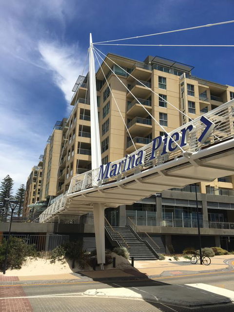 Glenelg Seaside Apartment - Tourism Canberra 4