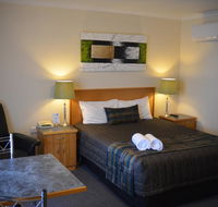 Arkana Motor Inn  Terrace Apartments - Tourism Canberra
